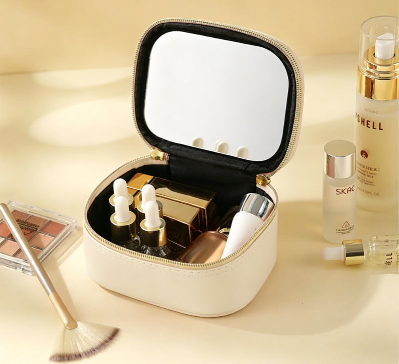Halo Vanity™ LED Makeup Bag